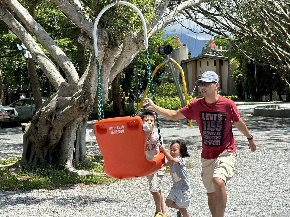 花蓮知卡宣公園夏日玩水 清涼一夏安全又消暑