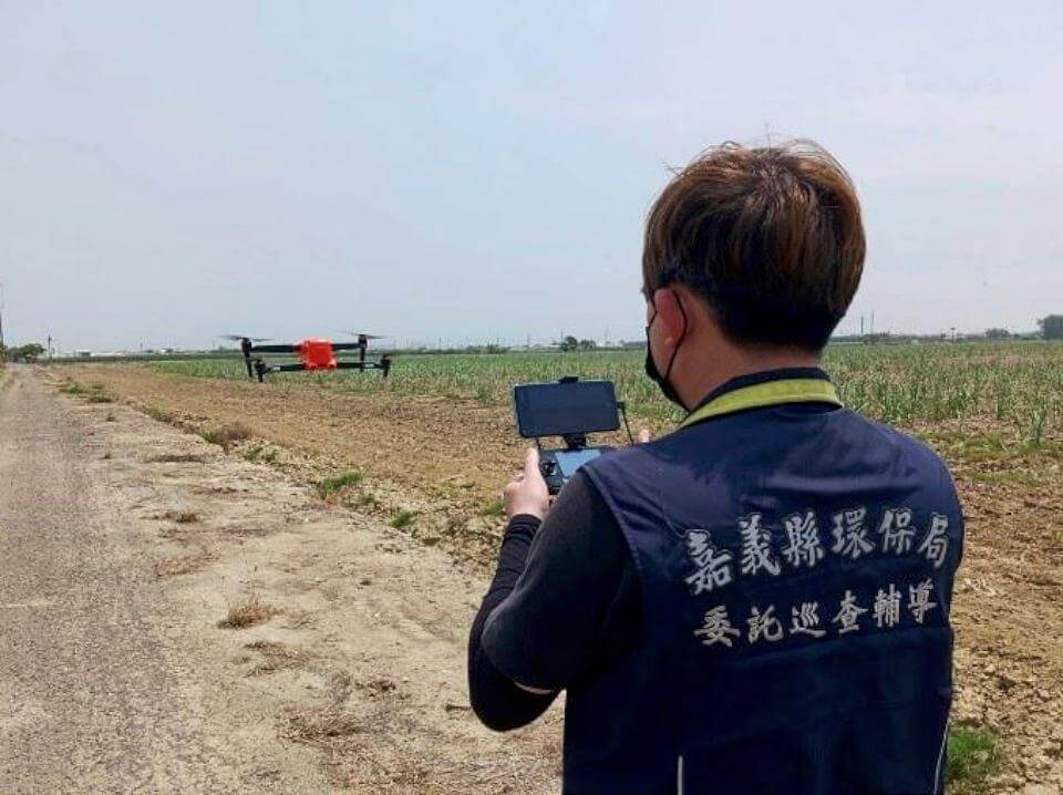 火燒收割後稻梗鐵腕開罰 運用無人機監控AI設備判讀