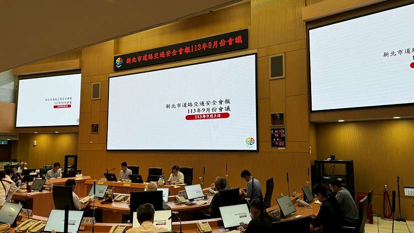 讓路於人,安全於己—交通安全月從我做起